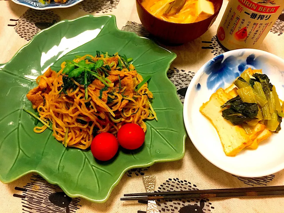 #今夜の晩ご飯  エスニック風焼きそば  厚揚げと小松菜の煮びたし|mykeyさん