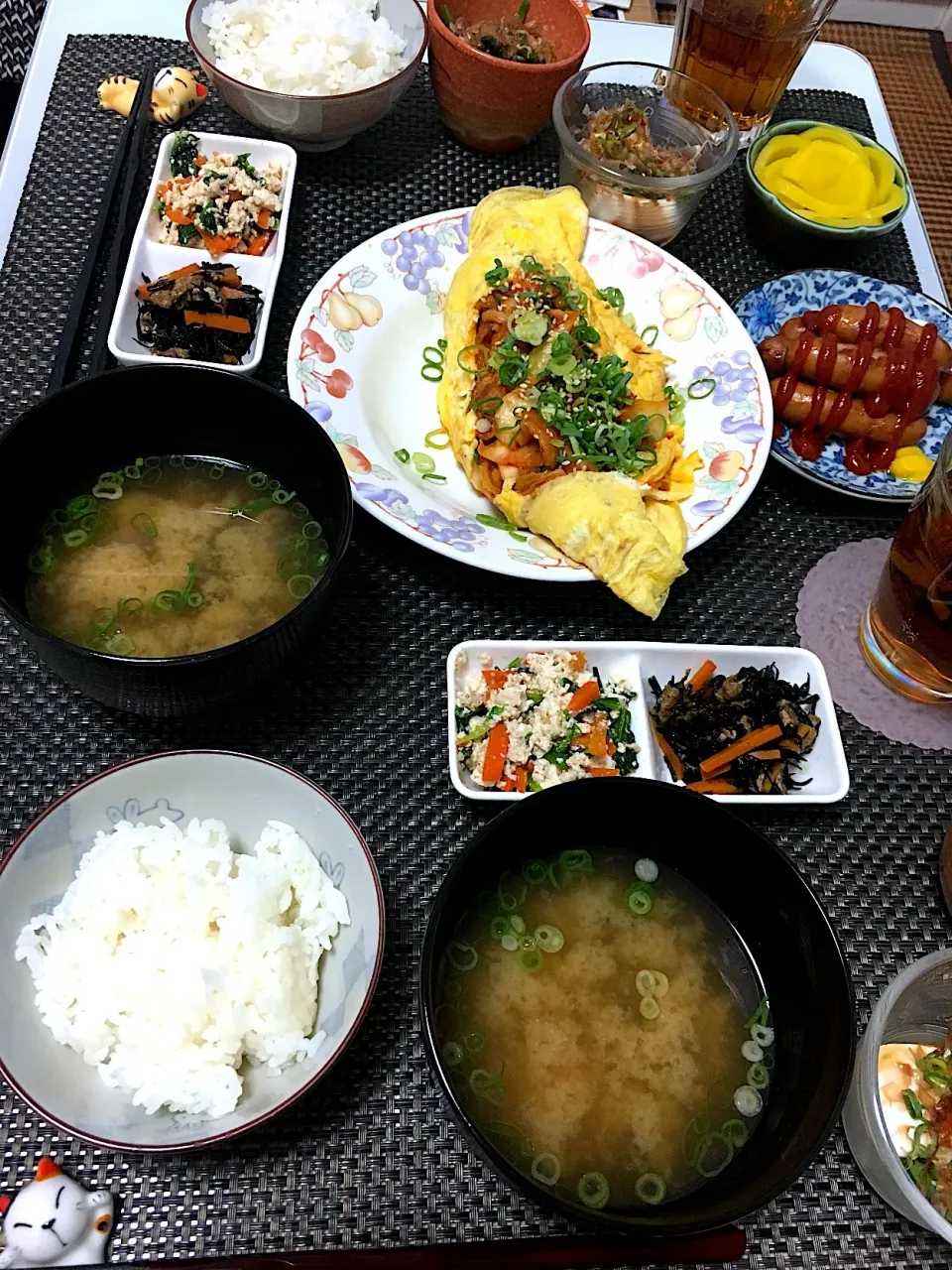 Snapdishの料理写真:家にあるものと残り物でちゃちゃっと簡単晩ご飯😋|らいとさん