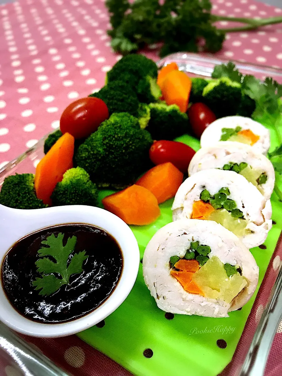 อกไก่ม้วนผักสามสี(Chicken Roll)|Pookiehappy Pookieさん