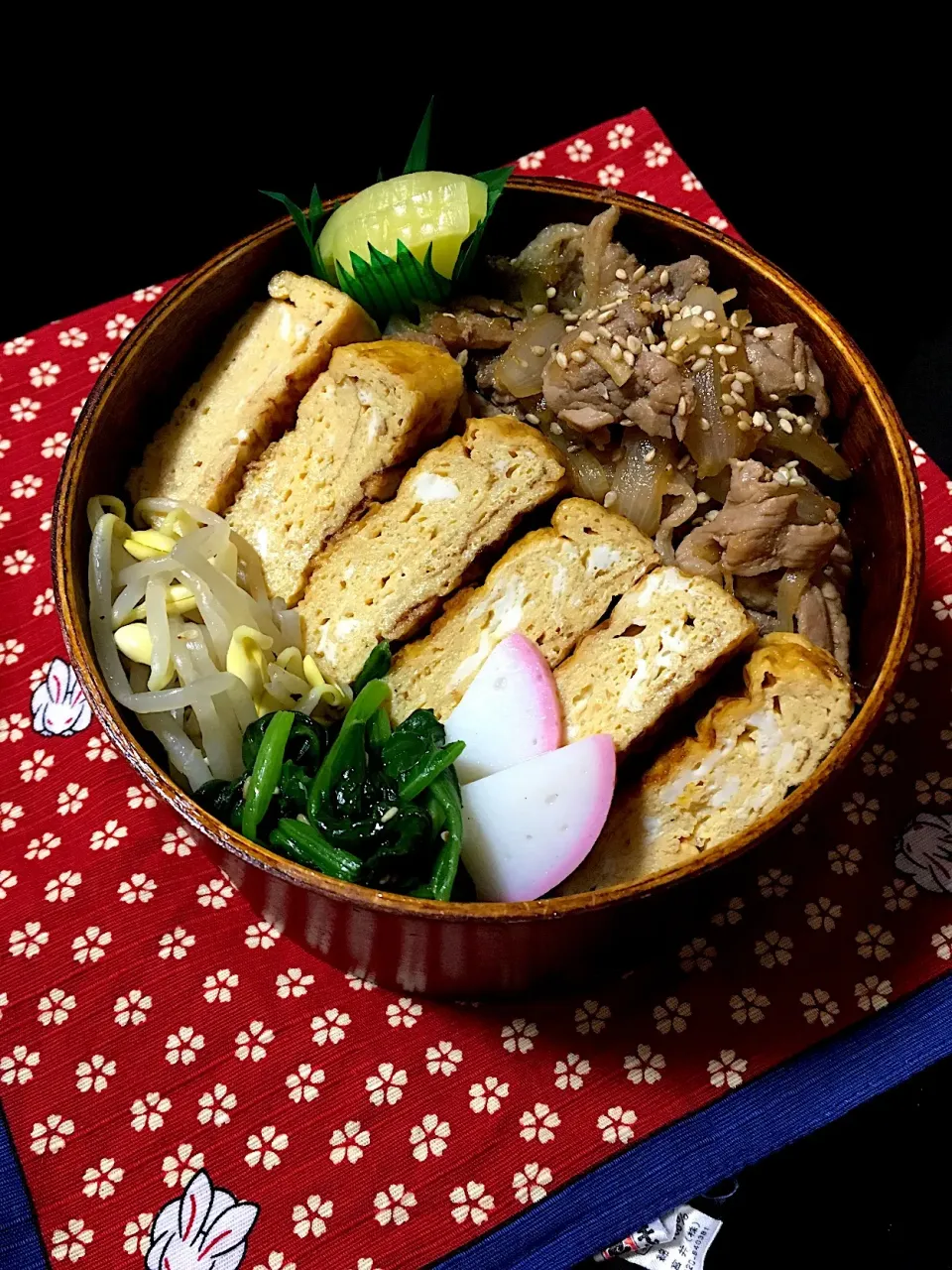 スタミナ生姜焼きのっけ弁


茶色弁回避できず無念







府中|にゃおさん