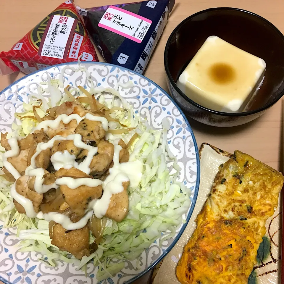 甘辛鶏胸肉のアリオリサラダとしそわかめ卵焼き|しろまさん