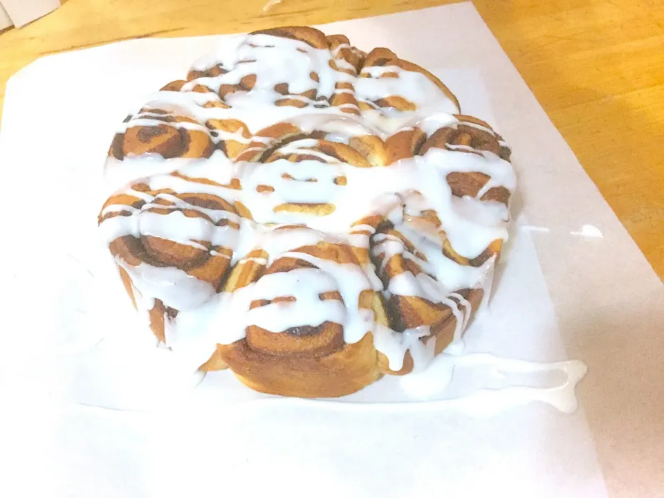 Cinnamon buns|John Baker Greskiewiczさん