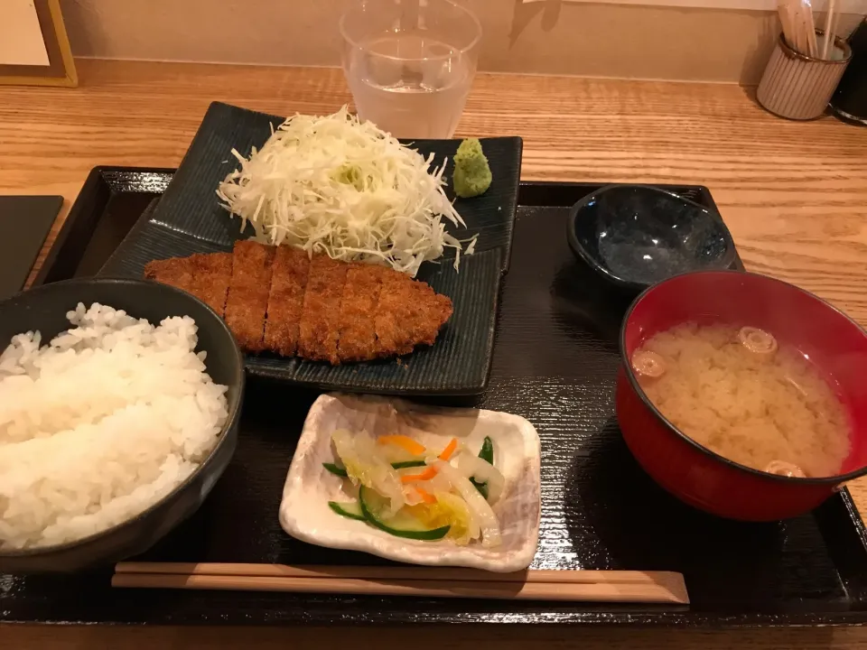 牛カツ定食|手品先輩さん