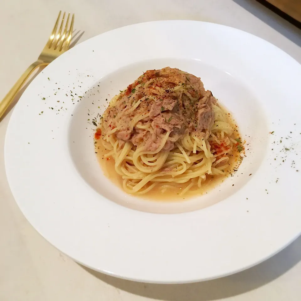 サラダスパで簡単
ツナの和風パスタᙏ̤̫|융태지ෆ⃛さん