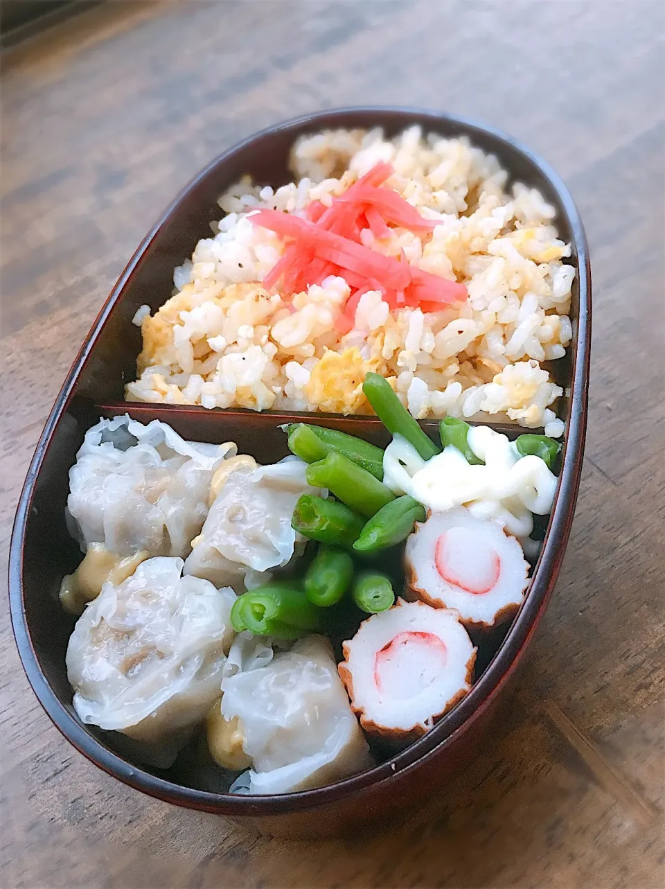 今日のお弁当
・玉子チャーハン
・焼売|akiさん