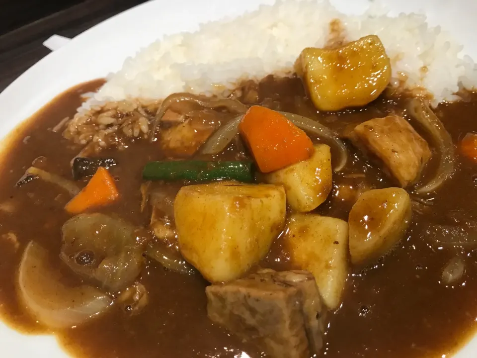 THE 牛カレー🍛やさいトッピング|buhizouさん