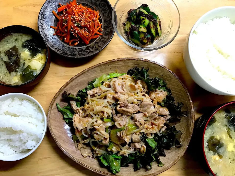 Snapdishの料理写真:#肉野菜炒め晩御飯|ゆりえさん