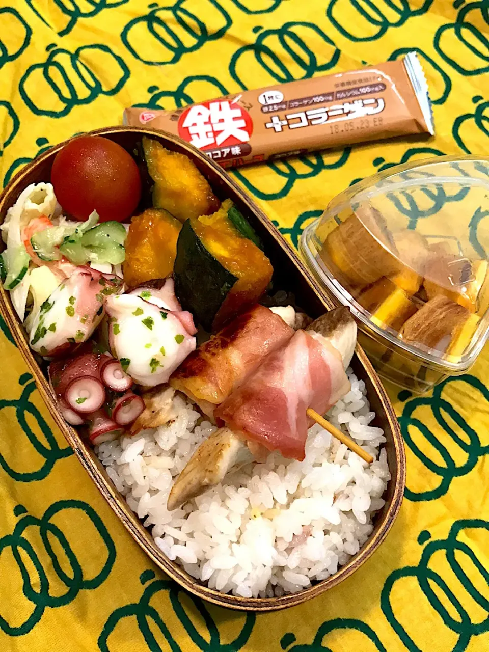 パパたろ弁当🍱

ごはん
かぼちゃの南蛮
マカロニサラダ
たこの磯辺焼き
白身魚とベーコンのくるくる

柿|ひななぎさん