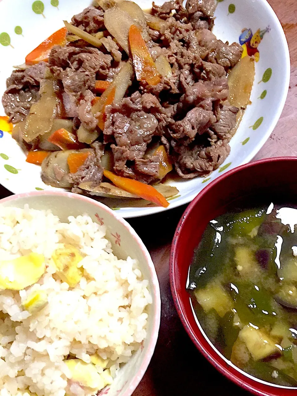 栗ご飯   牛肉と牛蒡の甘辛煮   茄子🍆🍆の味噌汁|掛谷節子さん