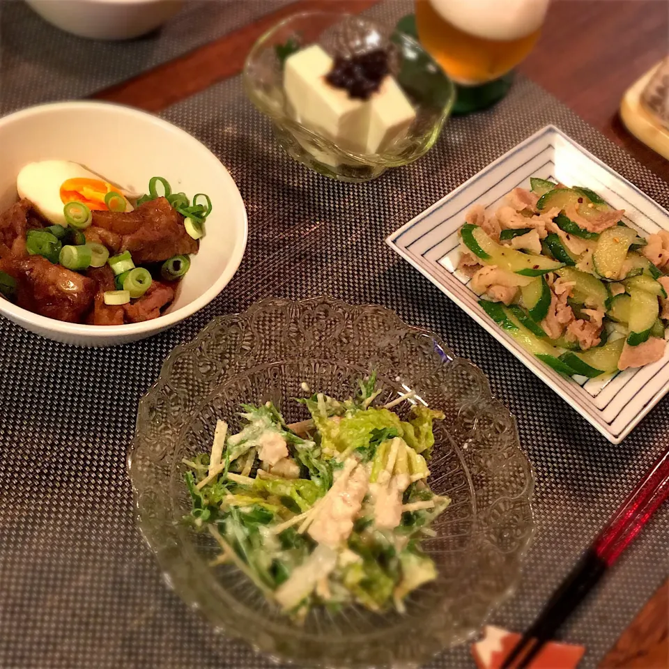 Snapdishの料理写真:豆腐とちくわ、水菜のサラダ
豚ばらときゅうりの炒めもの
豚なんこつ煮|𓇼 Ⓢ Ⓗ Ⓘ Ⓝ Ⓞ Ⓑ Ⓤ 𓇼さん