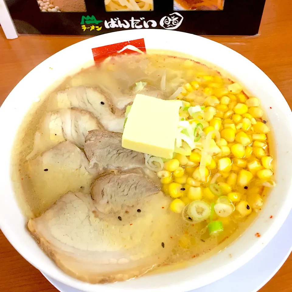 塩バターコーン焼豚麺
綾瀬 ばんだい|Noriyuki Saitoさん