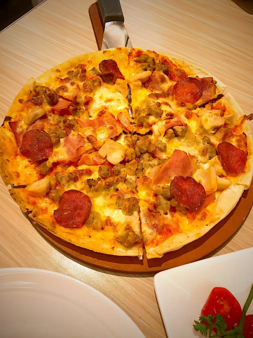 Pizza time #pizzahut|Winky Lamさん