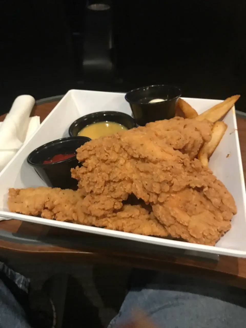 Chicken tenders sweet Thai chili sauce & honey mustard & fries|Richard Thompsonさん