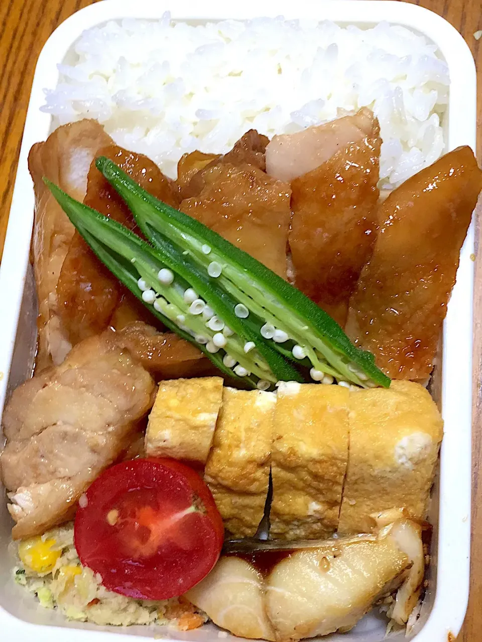 9月30日(土) 鶏照り焼き弁当🍱٩(•ᴗ• ٩)|かよっぺさん