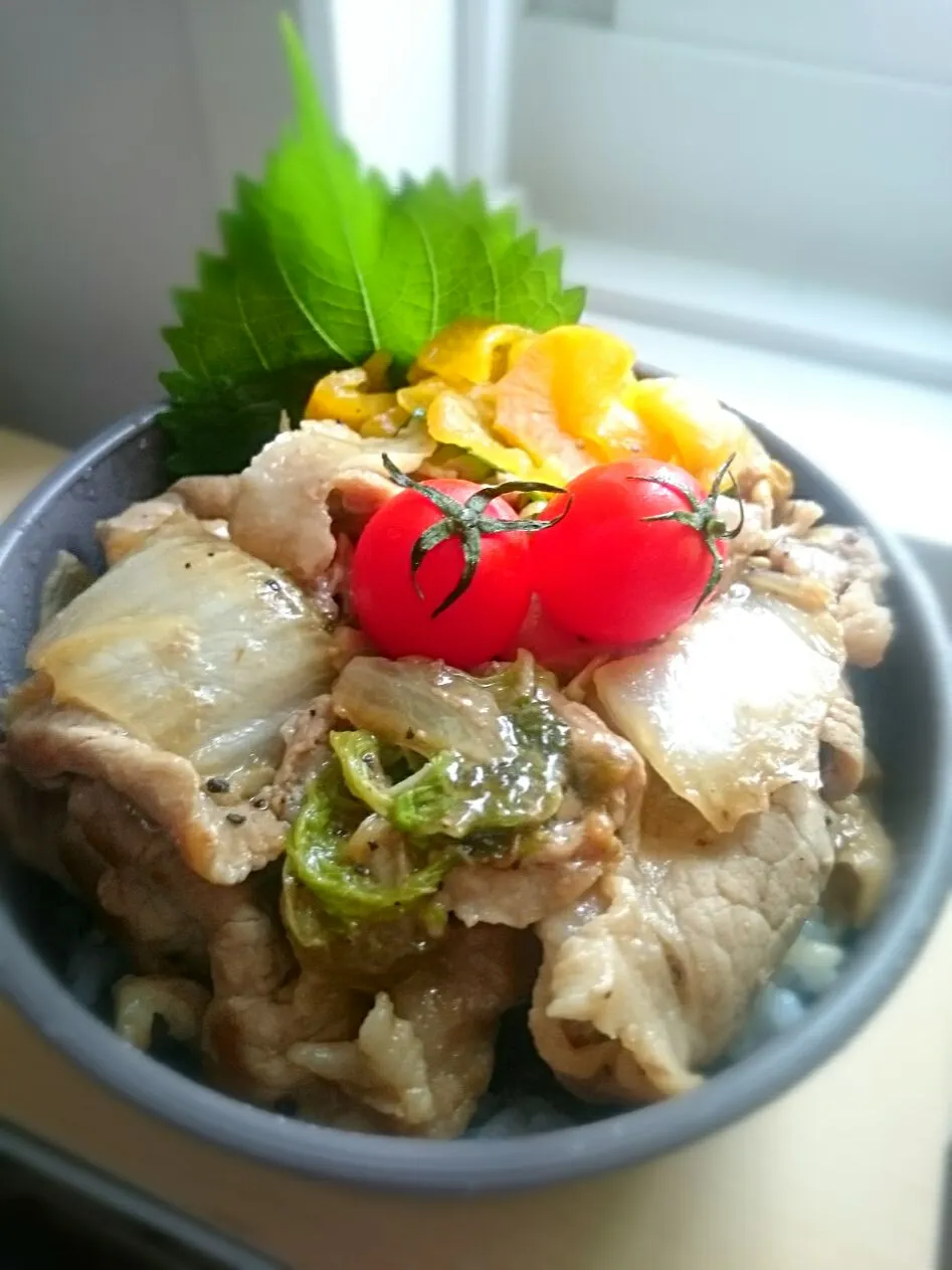 Snapdishの料理写真:#我が家の働く男弁当
9月最終日って事で…
スペシャル焼肉弁当🍁🍂|kimi=kimi🌼Kitchenさん