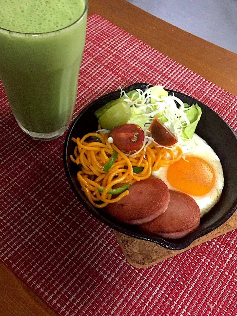 Snapdishの料理写真:朝ごはん。#朝のスムージー|kazuさん