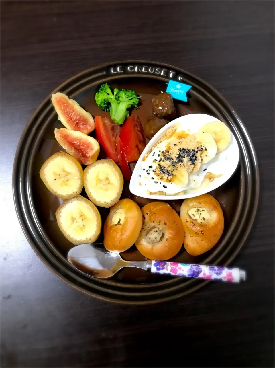 9/30❁息子離乳食 朝ごはん☀️
プチウインナーパン
黒胡麻きなこバナナヨーグルト🍌
トマト🍅ブロッコリー
バナナ🍌
ミートボール
いちじく|つんさん