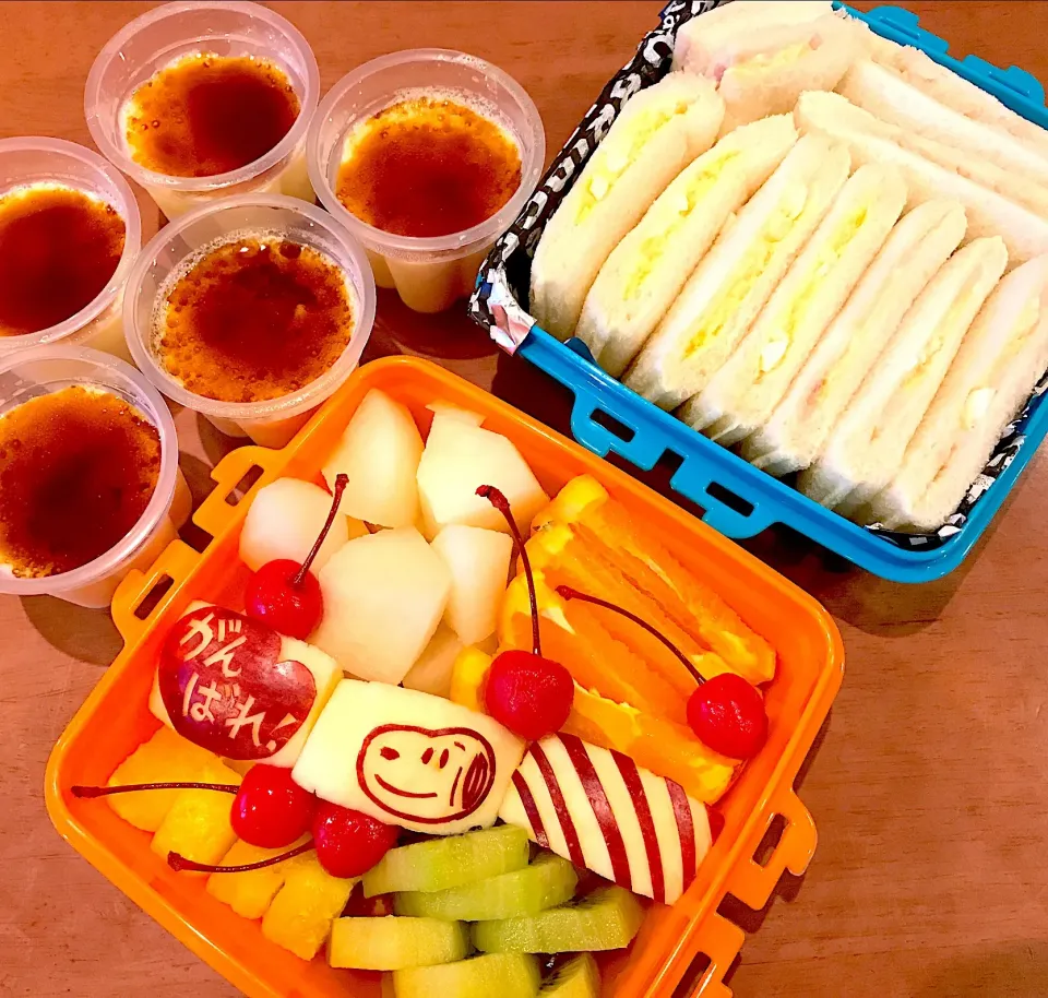 Snapdishの料理写真:運動会★お弁当★サンドウィッチ★フルーツ|Lui。さん