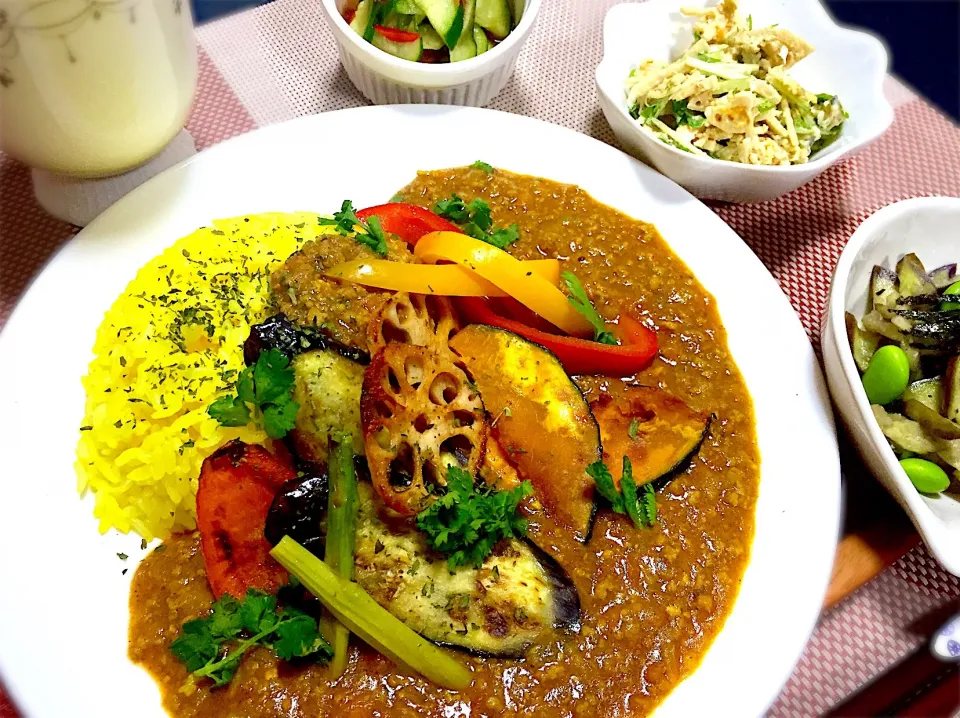 スパイスいろいろ🍛カレー🍴|こにたんさん