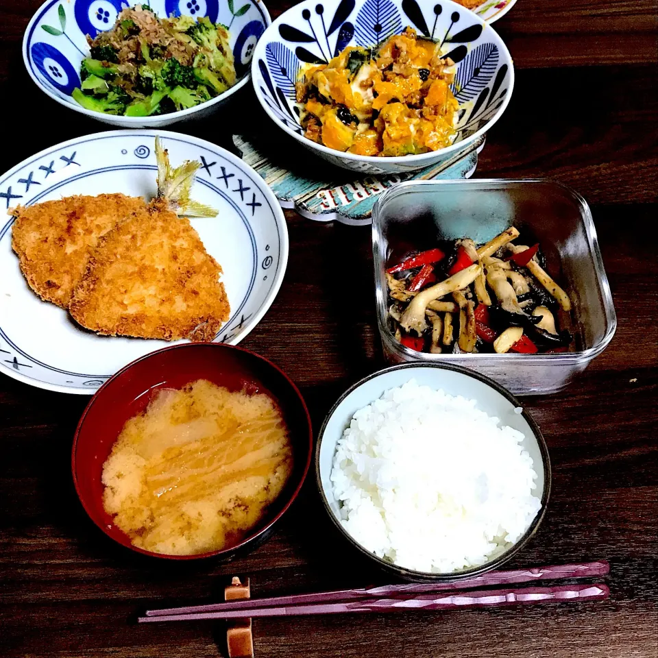 Snapdishの料理写真:夕飯〜アジフライ🐟|perfuさん