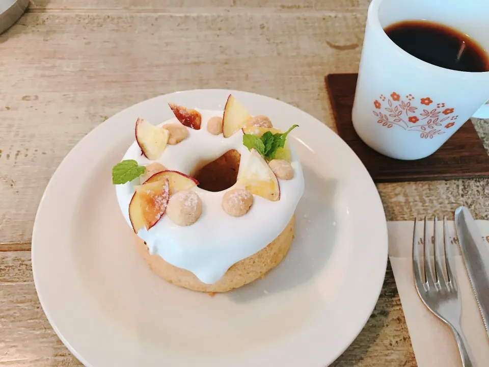 Snapdishの料理写真:スイートポテトのシフォンケーキ|ちゃみこさん