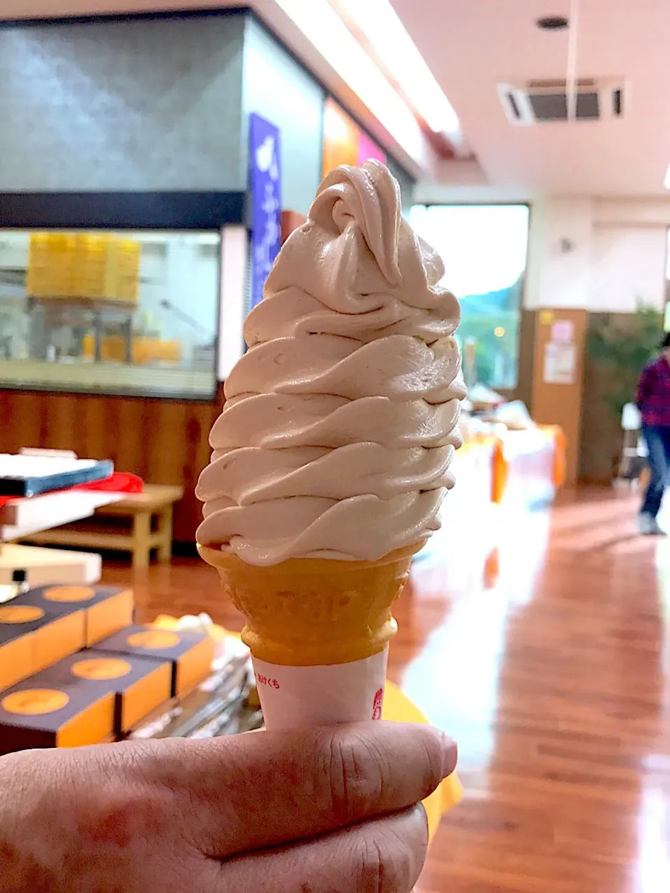 醤油ソフトクリーム#ソフトクリーム#🍦#醤油#醤油味#美味しい#秋田#仙北市#お菓子のくらた#安藤醸造|901さん