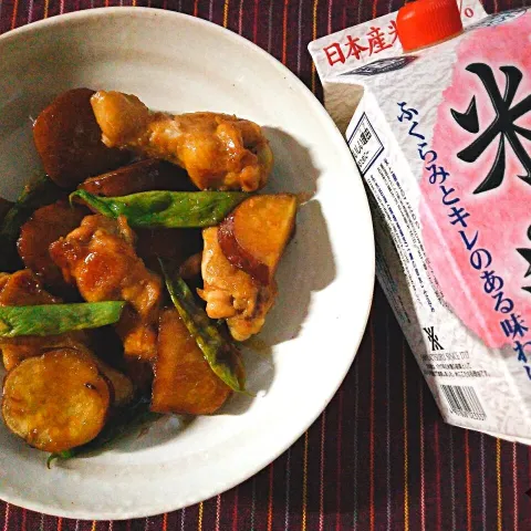 「米だけの酒」を使ってみたSnapdishの料理・レシピ写真:鶏肉とさつまいものうま煮🍠 #沢の鶴 #米だけの酒