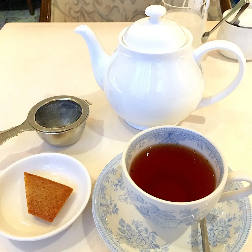 京都の一番の目的はインフューズのお紅茶を買う事😉🇬🇧
序でにちゃっかりお茶してます✨|Seikoさん