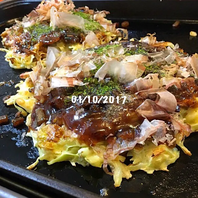 Snapdishの料理写真:ぼっかけお好み焼き〜|友さん