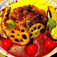 Snapdishの料理写真:ハンバーグ野菜カレー|kayutetsuさん