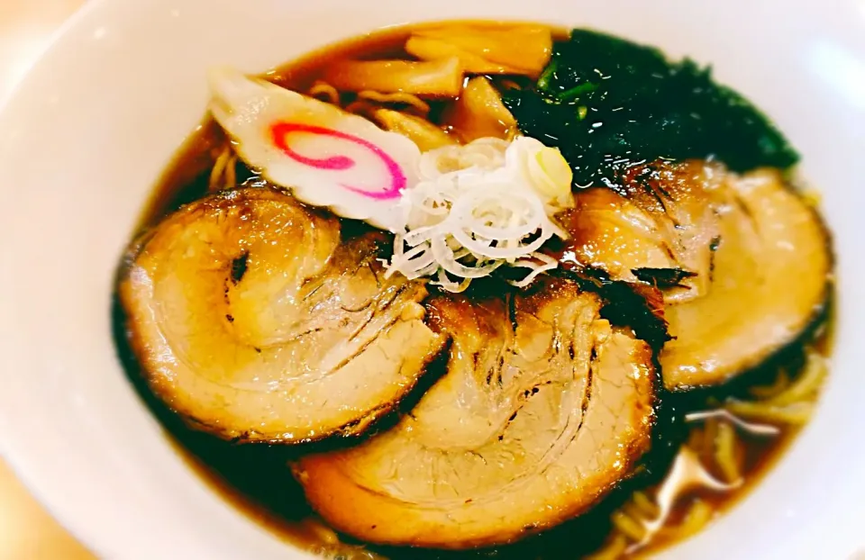 ほんじつのまかない・醤油チャーシュー麺|のも💛さん