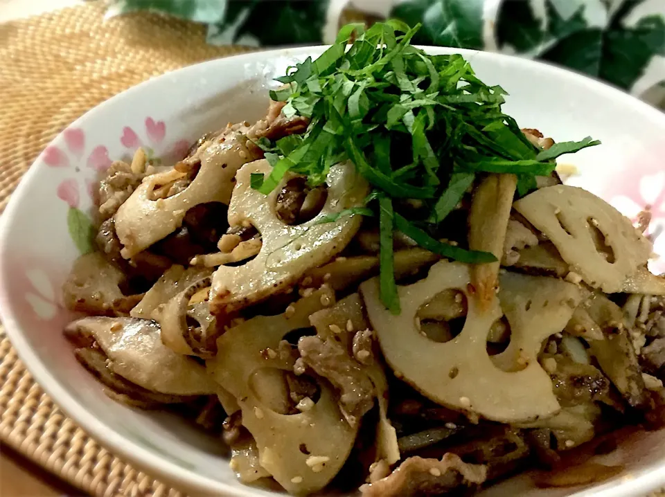 リピ♪あゆ♡の料理 豚小間肉とれんこんの味噌きんぴら|あゆさん