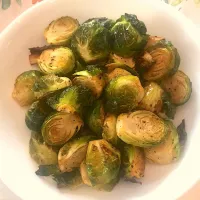 Snapdishの料理写真:Roasted Brussels Sprouts #LkHomemade 🌱|Lukkaew_Lkさん