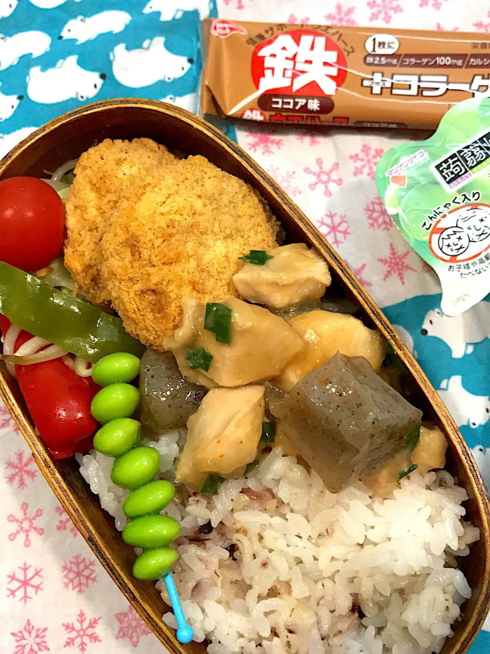 パパたろ弁当🍱

雑穀ごはん
かぼちゃ🎃コロッケ
野菜炒め
鶏肉とこんにゃくのトロトロ味噌炒め
ミニトマト
枝豆|ひななぎさん