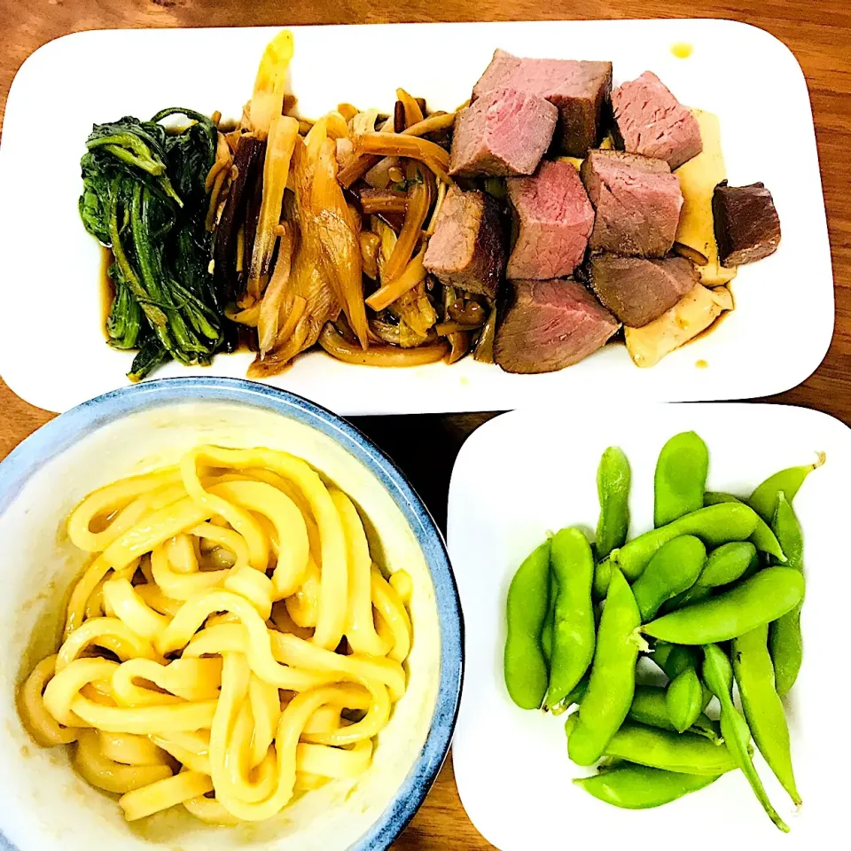 Snapdishの料理写真:低温調理のシンタマすき焼き風、釜揚げバター醤油うどん、枝豆|長谷川裕子さん