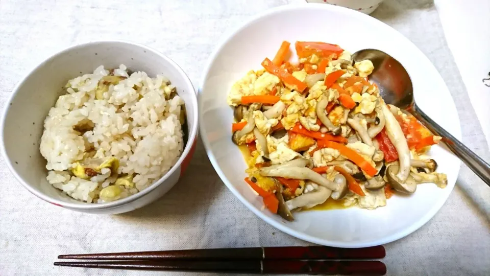 トマトしめじの中華炒め&栗ごはん #秋の味覚 #栗 #しめじ|やのさん