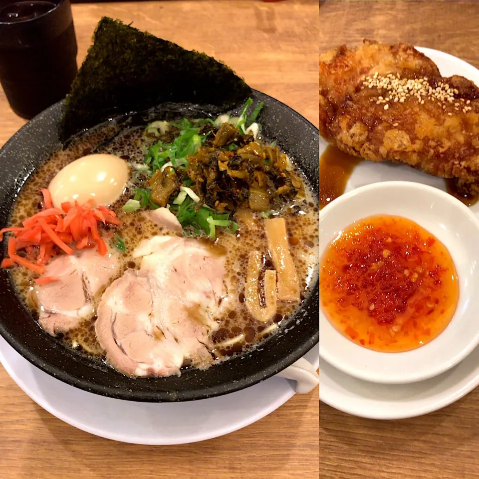 黒豚骨味玉博多硬麺🍜      唐揚げ|るみおんさん