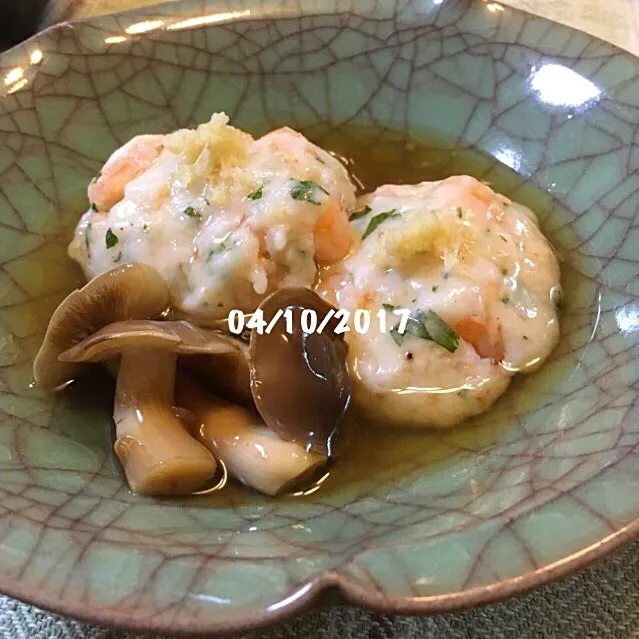 Snapdishの料理写真:海老しんじょう〜梅風味♡|友さん