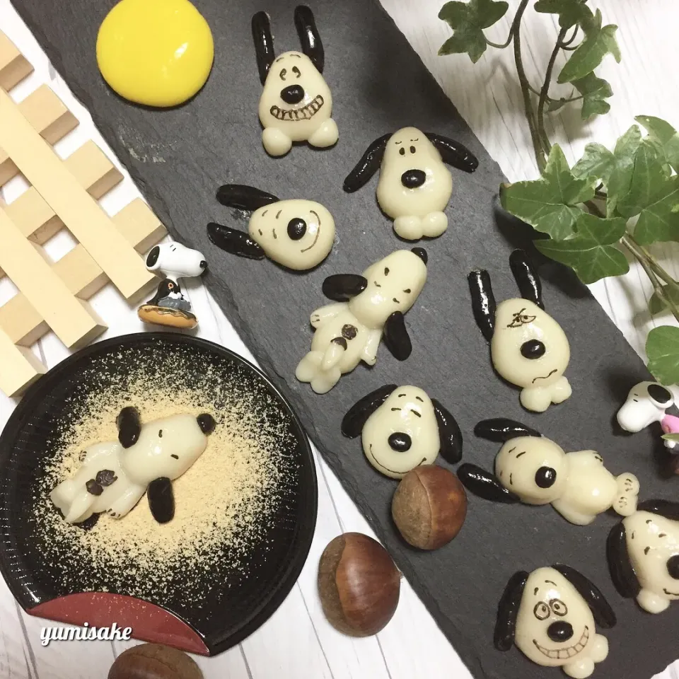 Snapdishの料理写真:お月見🌕スヌーピー白玉|yumisakeさん