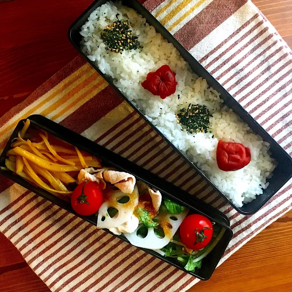 レンコンと水菜のシャキシャキサラダ弁当🥗

#弁当 #お弁当 #お弁当記録 #オベンタグラム #bento #lunch #japan #レンコン|りよさん