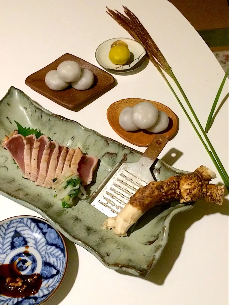 Snapdishの料理写真:まぐろのたたき、産直にて、ホースラディシュ(西洋ワサビ)|cherさん