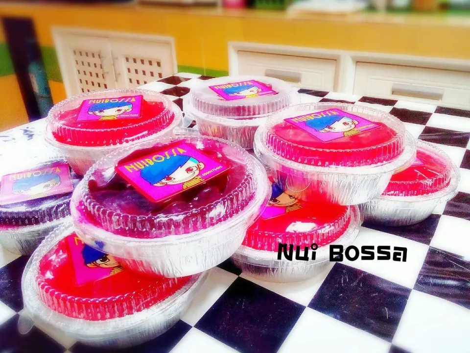 "Blueberry and Strawberry Cheese Pie(Cake)"💚💛😀|nuibossa fb.Nui Bossaさん