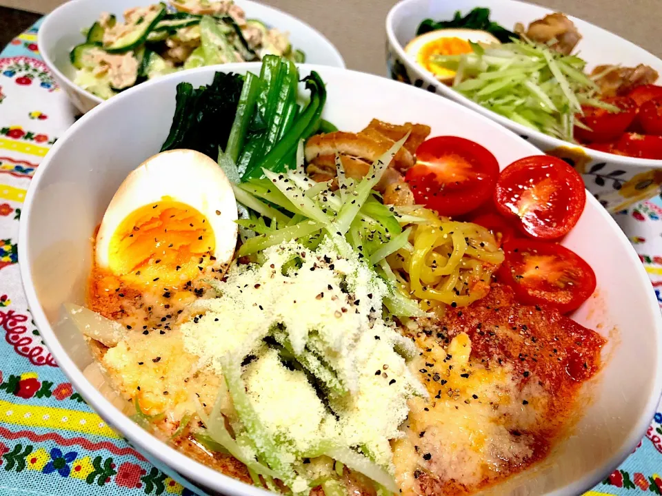 自宅で太陽のトマト麺🍅🍜チーズもかけて…🧀|がぁがさん