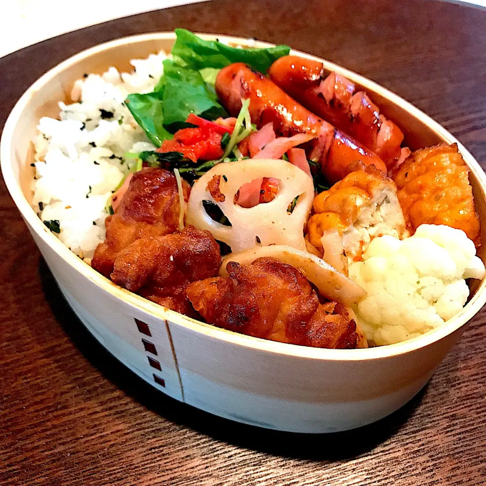 今日のお弁当🍱
寒い朝 
風邪をひかないようにね。
いってらっしゃい👋|mokoさん