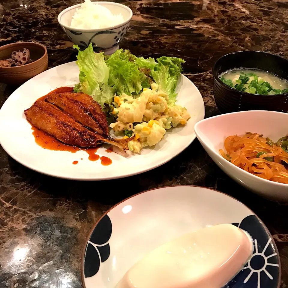 イワシの蒲焼き晩ごはん✨|りこでりこさん