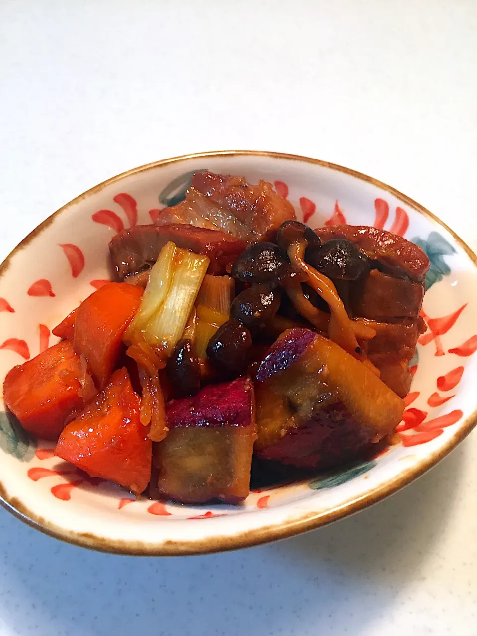 山本真希さんの料理 こってりみその角煮🐷🍶|さちさん