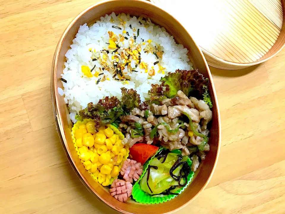 Snapdishの料理写真:#青椒肉絲弁当|ゆりえさん