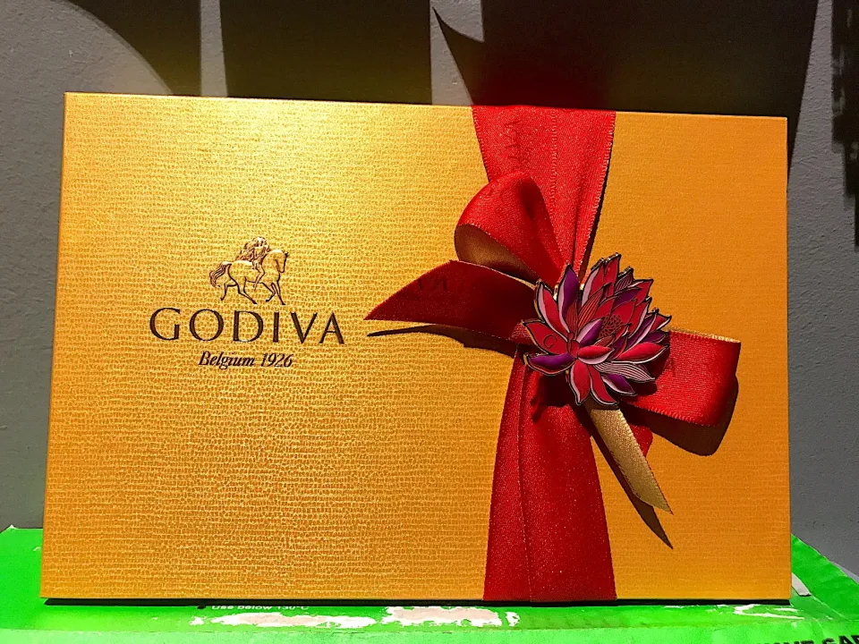 godiva chocolate|hweeyhさん