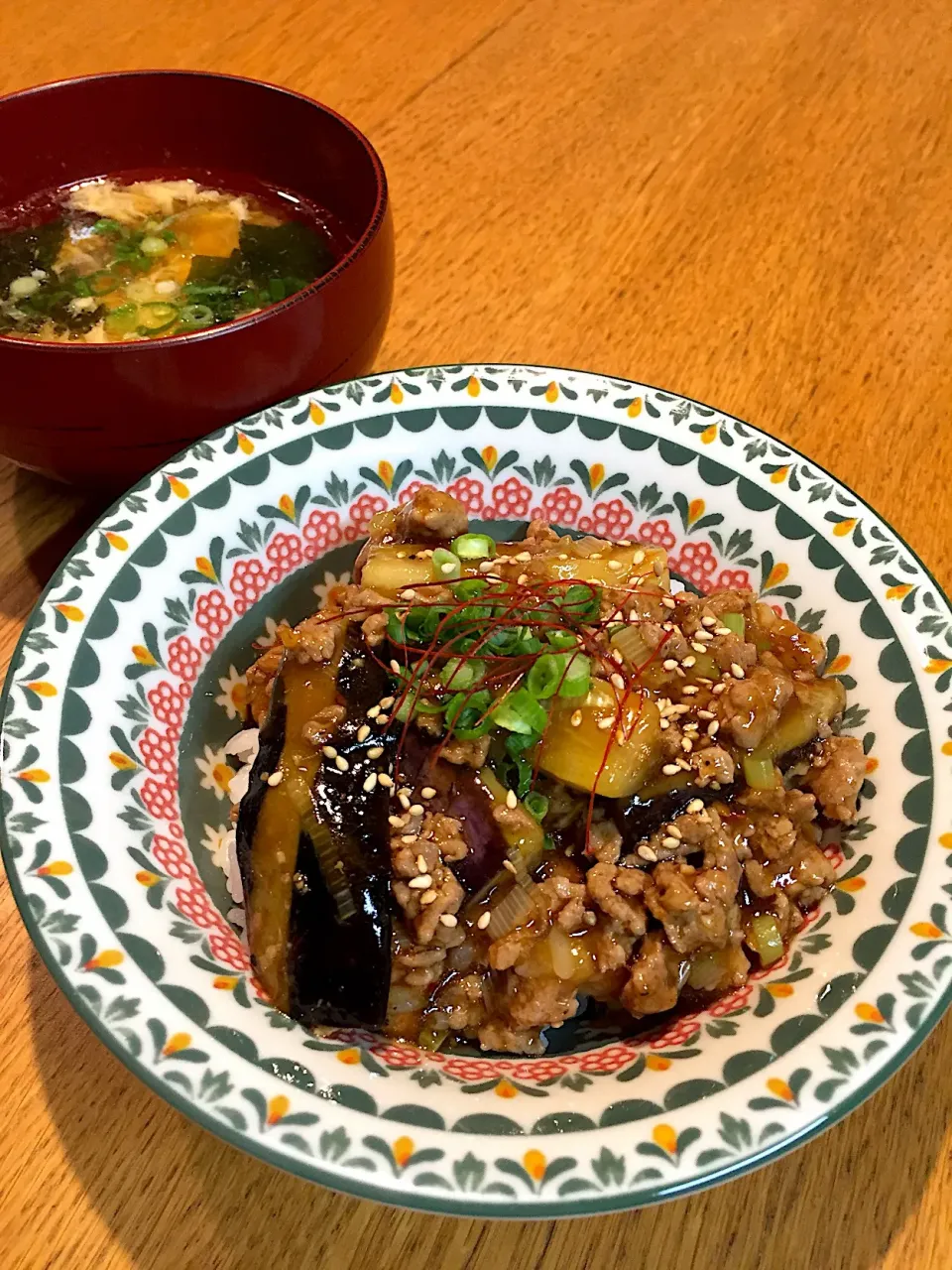 麻婆茄子丼と玉子スープ|まつださんさん