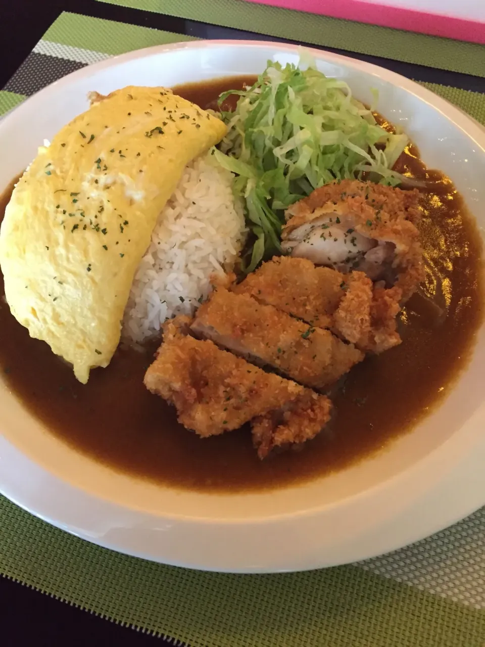 Curry chicken katsu omelette rice|Darren Loさん